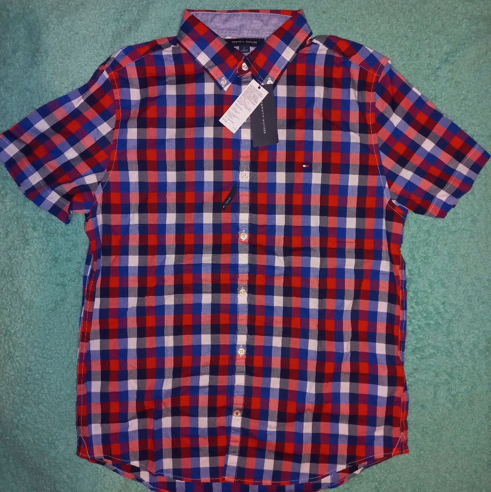 (NWT) Tommy Hilfiger Thflex short sleeve button up